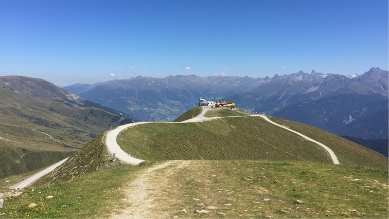 wichtige Alpenpässe