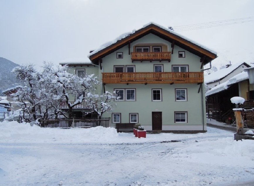 Salvesenheim im Winter Außenansicht